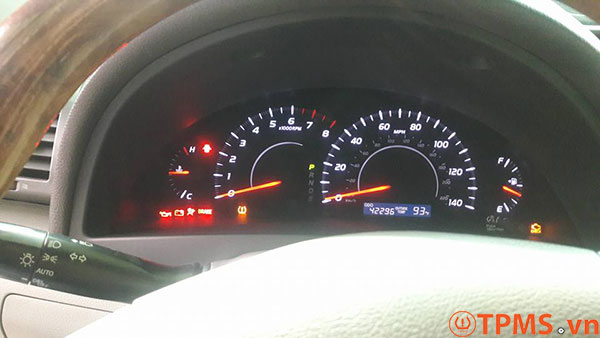 Cảm biến áp suất lốp Toyota Camry 2010
